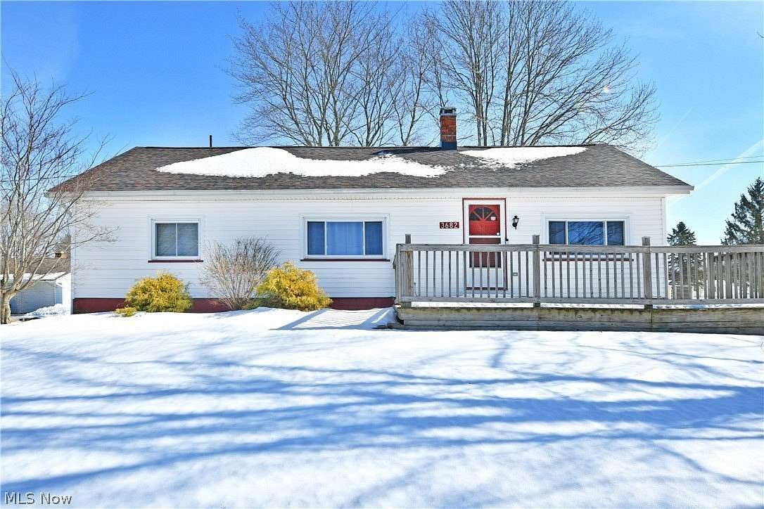 24.4 Acres of Agricultural Land with Home for Sale in Cortland, Ohio