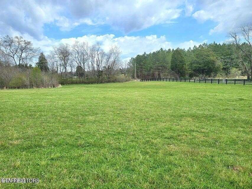 0.98 Acres of Residential Land for Sale in Spring City, Tennessee