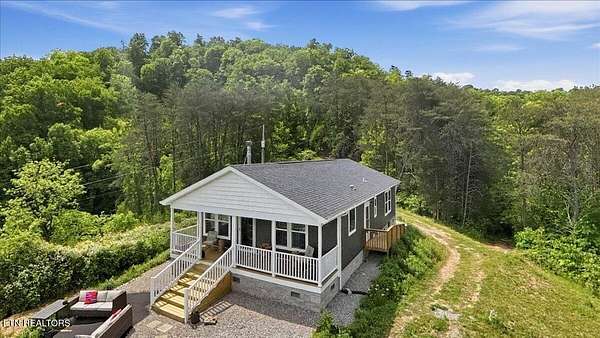 118 Acres of Recreational Land with Home for Sale in Tazewell, Tennessee