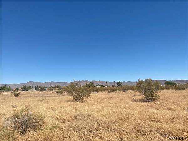 1 Acre of Land for Sale in Golden Valley, Arizona