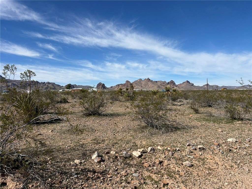 4.7 Acres of Land for Sale in Golden Valley, Arizona