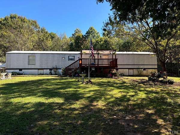 6.1 Acres of Residential Land with Home for Sale in Amherst, Virginia