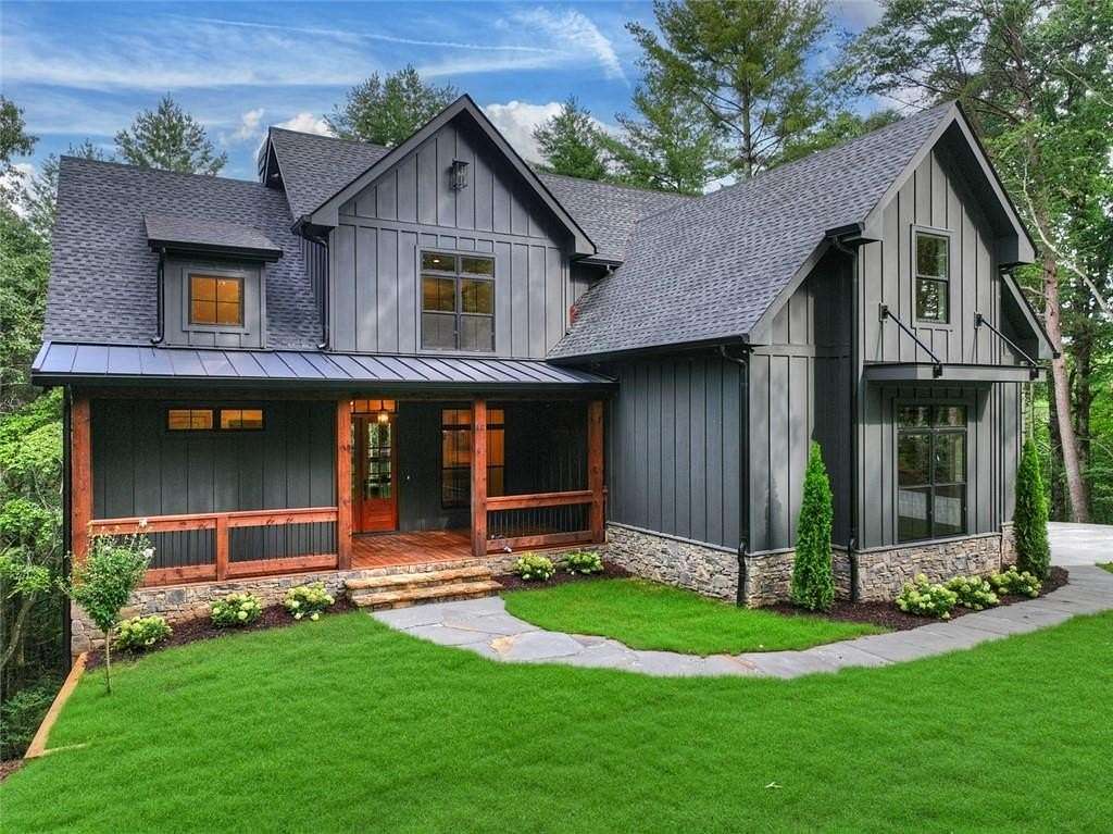1.52 Acres of Land with Home for Sale in Ellijay, Georgia