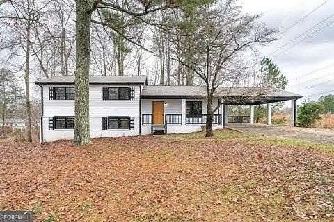 1.67 Acres of Land with Home for Sale in Douglasville, Georgia