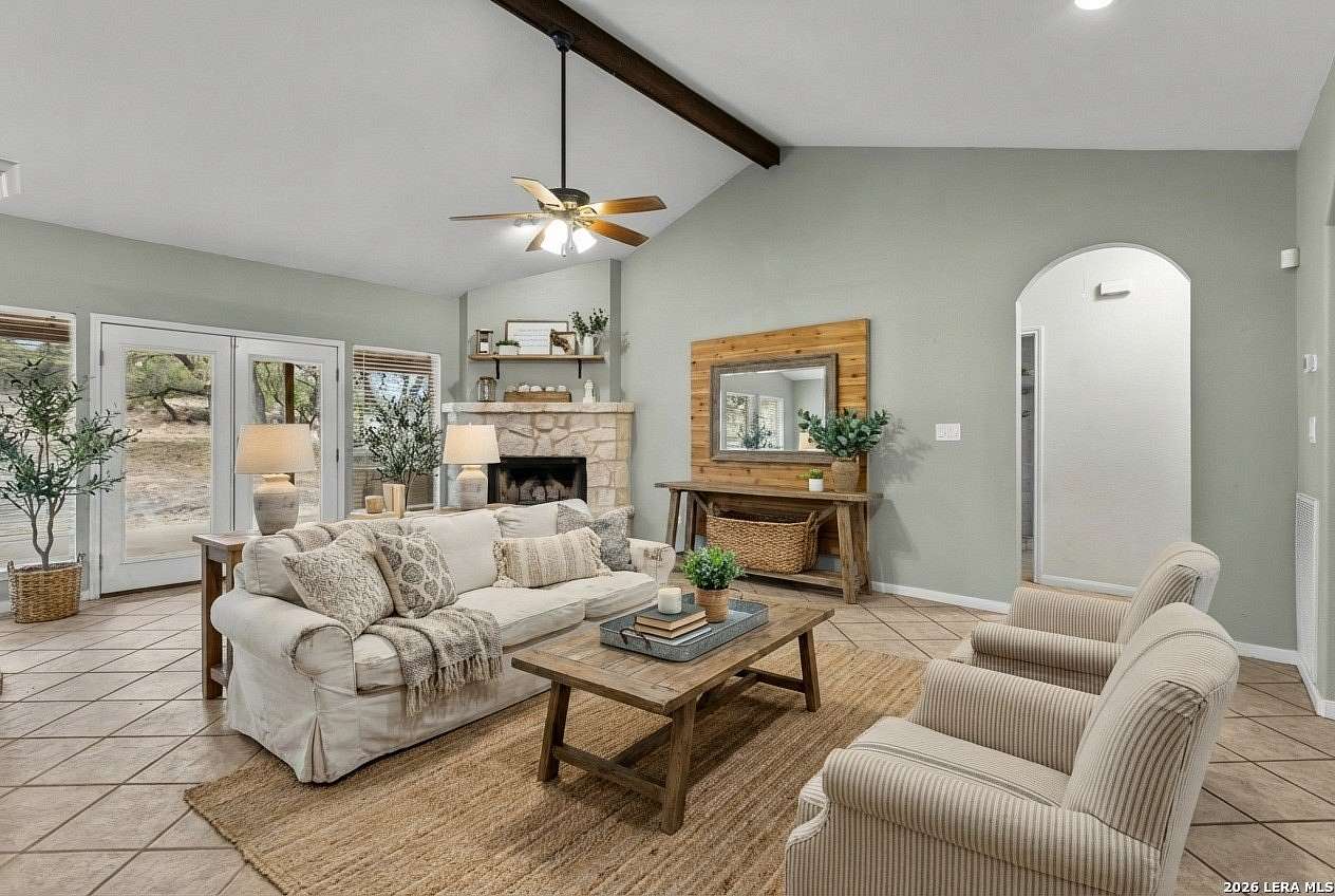 5.13 Acres of Residential Land with Home for Sale in Pipe Creek, Texas