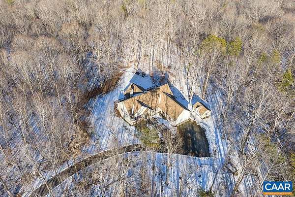 2.19 Acres of Residential Land with Home for Sale in Scottsville, Virginia