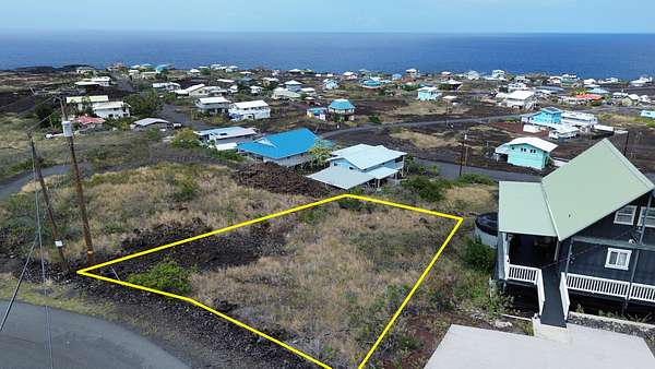0.19 Acres of Residential Land for Sale in Captain Cook, Hawaii