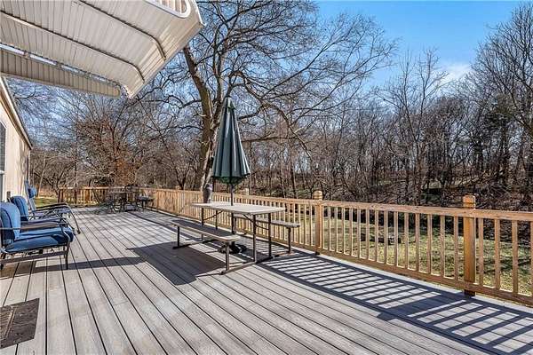 4.75 Acres of Residential Land with Home for Sale in Prairie Grove, Arkansas