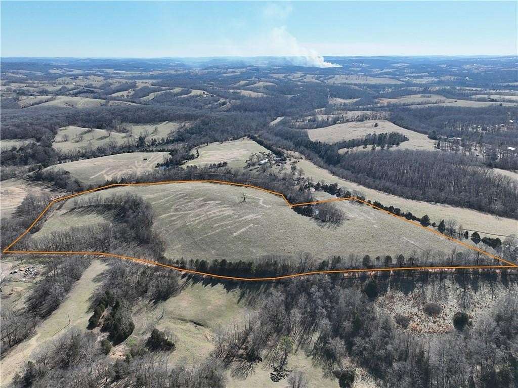 25 Acres of Land for Auction in Huntsville, Arkansas