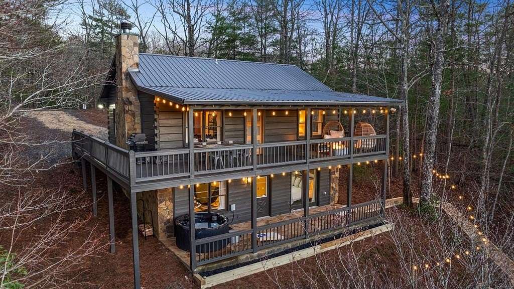 3 Acres of Residential Land with Home for Sale in Mineral Bluff, Georgia