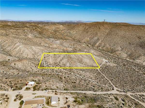 5 Acres of Land for Sale in Yucca Valley, California