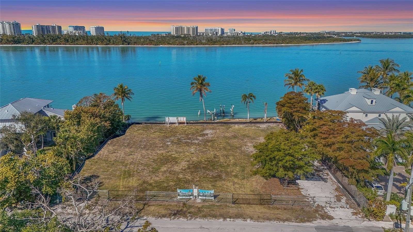 0.77 Acres of Residential Land for Sale in Sarasota, Florida