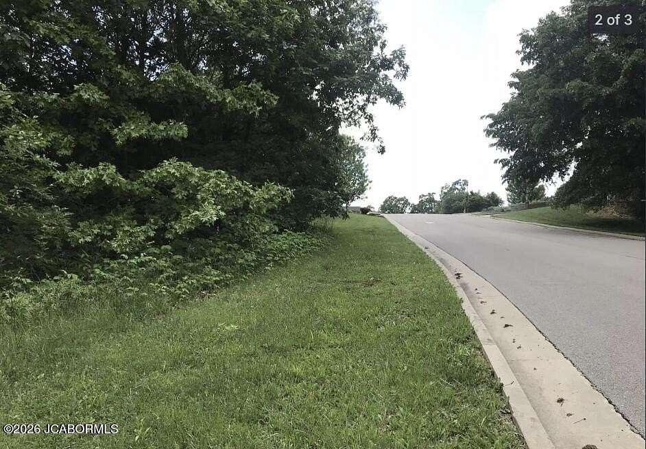 0.82 Acres of Residential Land for Sale in Jefferson City, Missouri