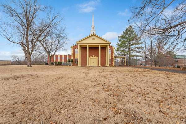 14 Acres of Land for Sale in Memphis, Tennessee