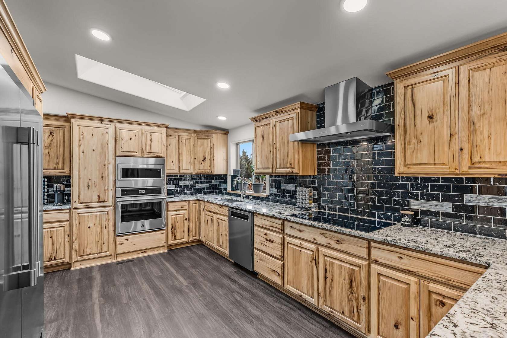 1.74 Acres of Residential Land with Home for Sale in Prineville, Oregon