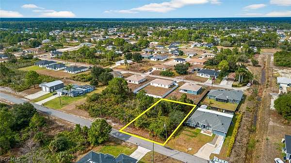 0.25 Acres of Residential Land for Sale in Lehigh Acres, Florida