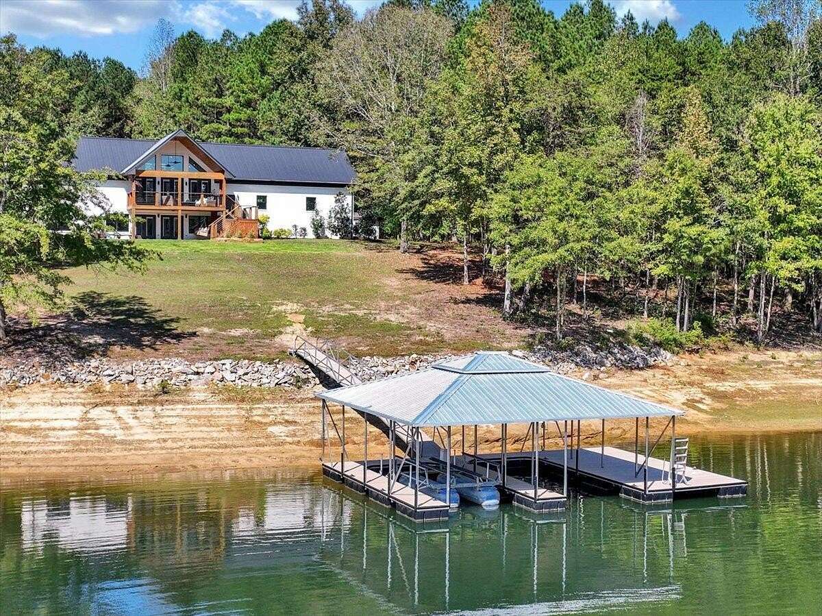 6.44 Acres of Residential Land with Home for Sale in Jasper, Alabama