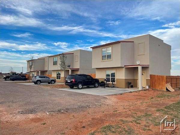 2 Acres of Residential Land with Home for Sale in Gardendale, Texas