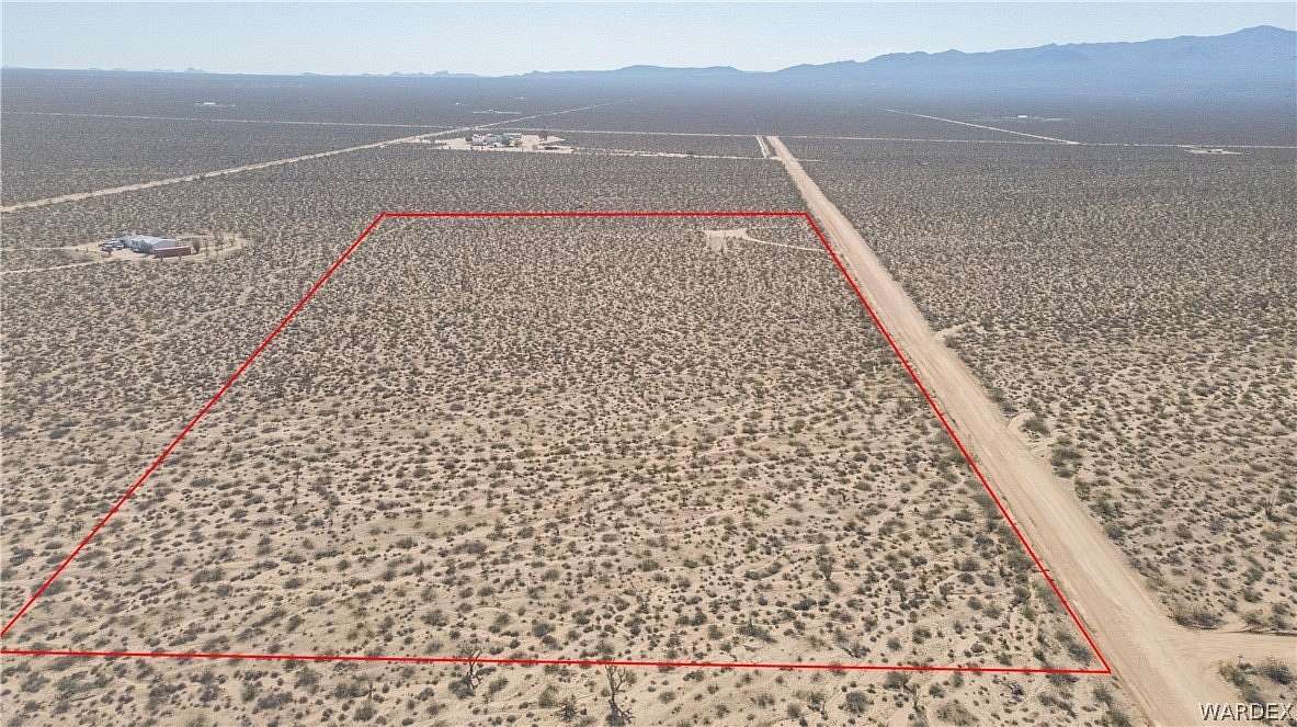 20.2 Acres of Land for Sale in Yucca, Arizona