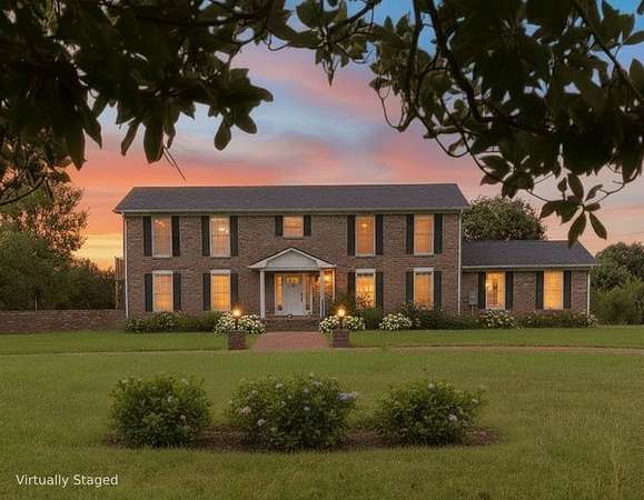 7 Acres of Land with Home for Sale in Leoma, Tennessee