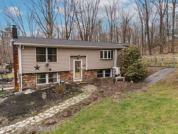 3.6 Acres of Land with Home for Sale in Austerlitz, New York