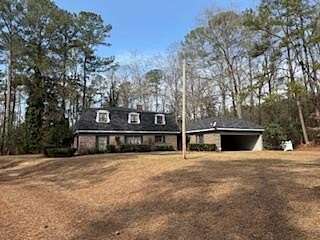 7 Acres of Residential Land with Home for Sale in Clio, Alabama