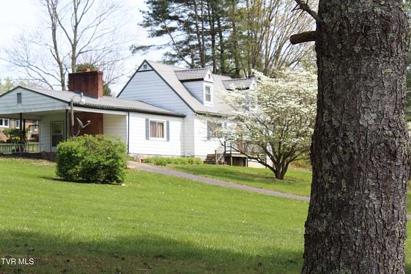 2 Acres of Land with Home for Sale in Jonesville, Virginia