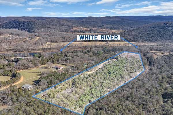9.38 Acres of Improved Residential Land for Sale in Eureka Springs, Arkansas