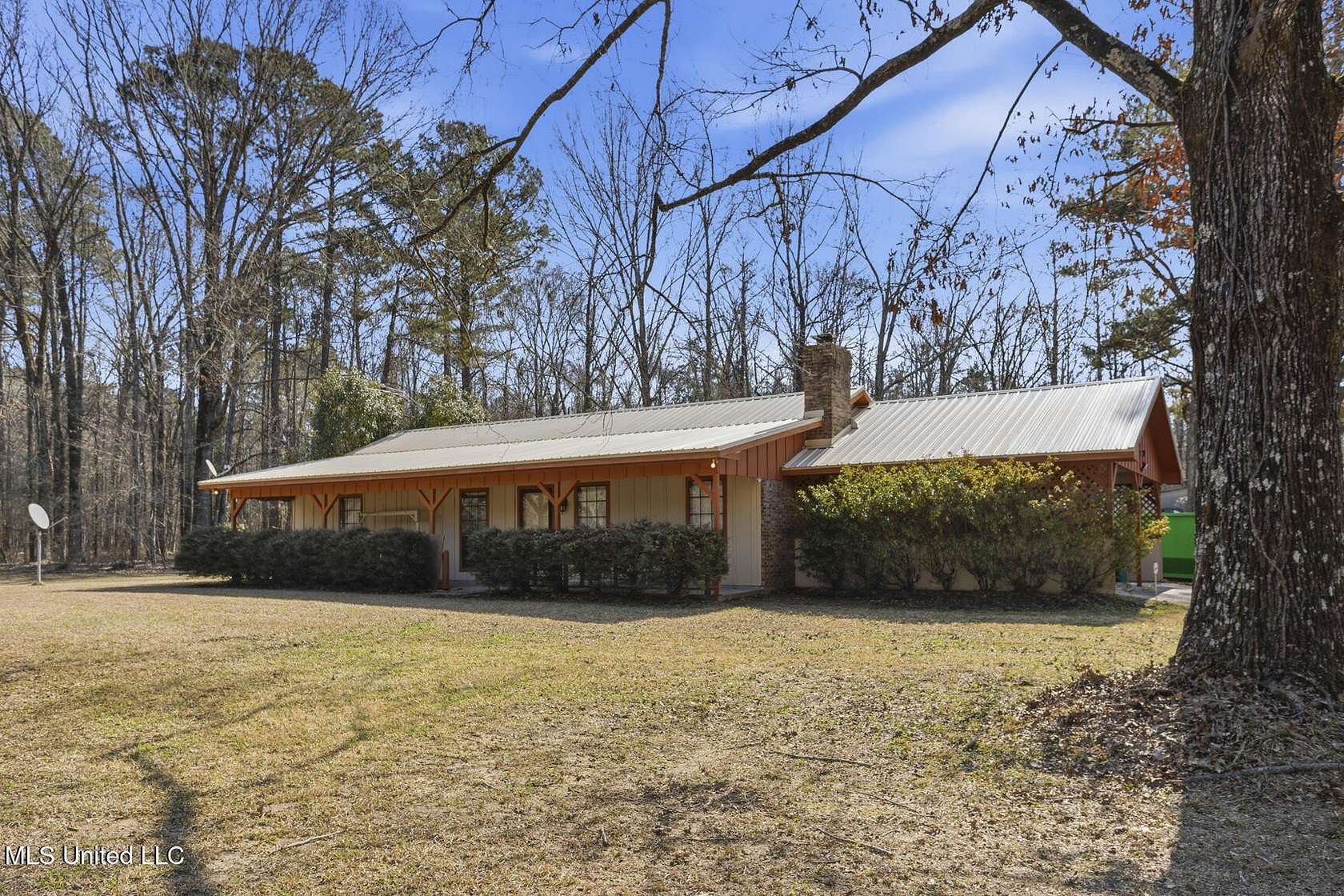 2 Acres of Residential Land with Home for Sale in Raymond, Mississippi