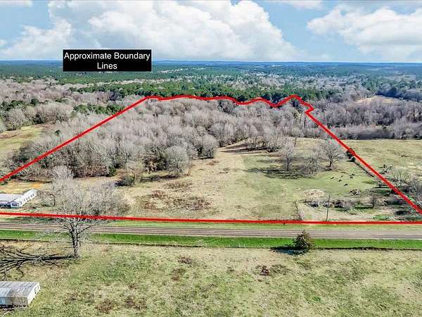 28.2 Acres of Land for Sale in Nacogdoches, Texas