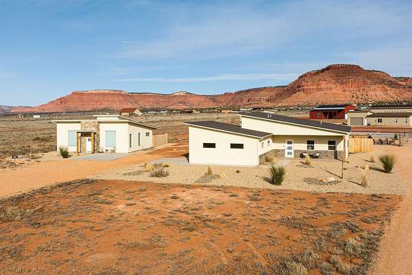 2.29 Acres of Residential Land with Home for Sale in Kanab, Utah