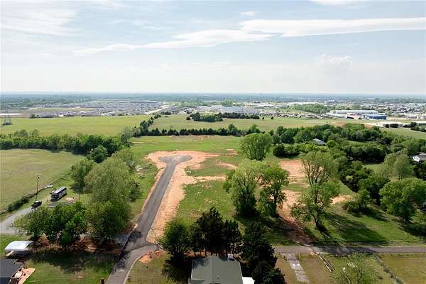 1 Acre of Residential Land for Sale in Mustang, Oklahoma