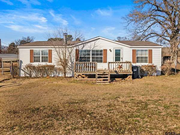 15.5 Acres of Recreational Land with Home for Sale in Leesburg, Texas