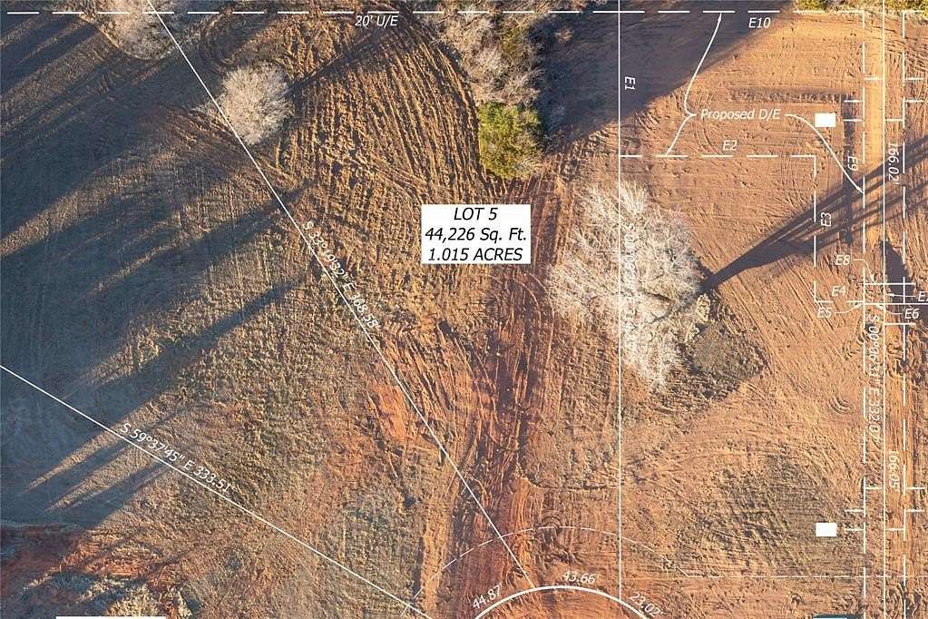 1 Acre of Residential Land for Sale in Mustang, Oklahoma