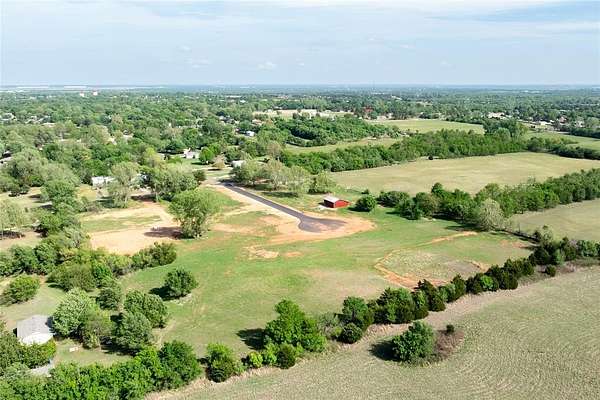 1 Acre of Residential Land for Sale in Mustang, Oklahoma