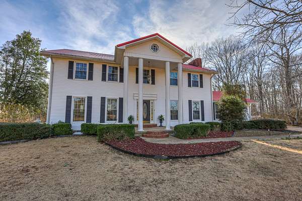 18.3 Acres of Land with Home for Sale in Ethridge, Tennessee