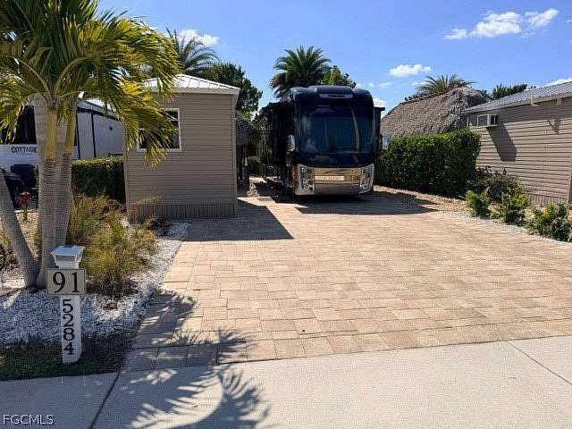 0.07 Acres of Land for Sale in Fort Myers, Florida