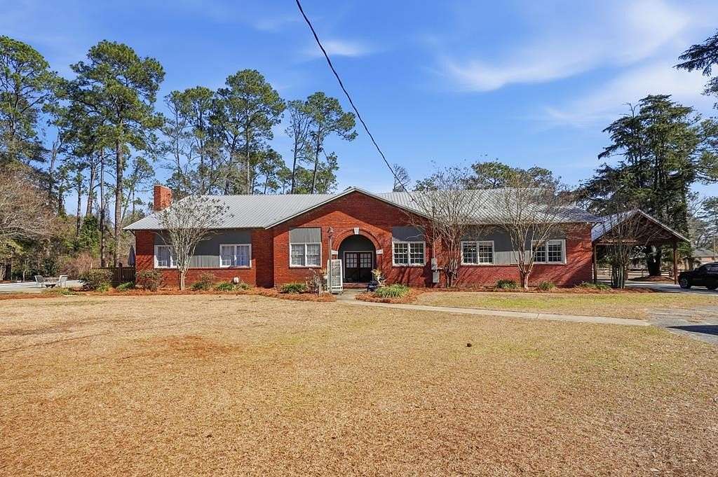 3 Acres of Land with Home for Sale in Tifton, Georgia