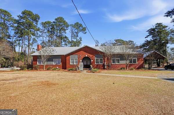 3 Acres of Land with Home for Sale in Tifton, Georgia