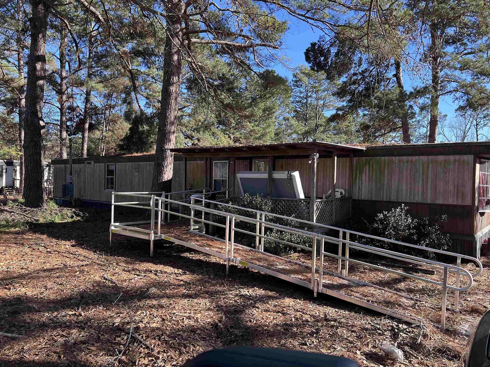 1.53 Acres of Residential Land for Sale in Carthage, Texas