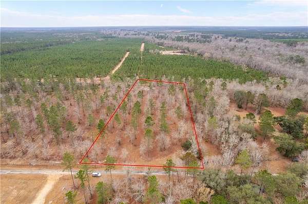 4 Acres of Residential Land for Sale in Jesup, Georgia