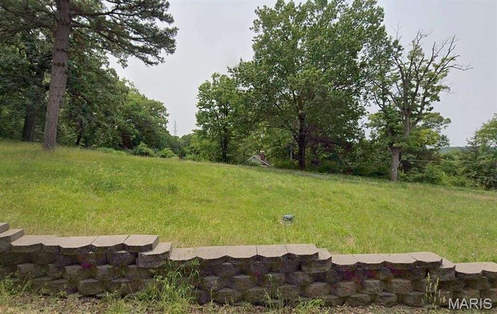 0.82 Acres of Residential Land for Sale in St. Louis, Missouri