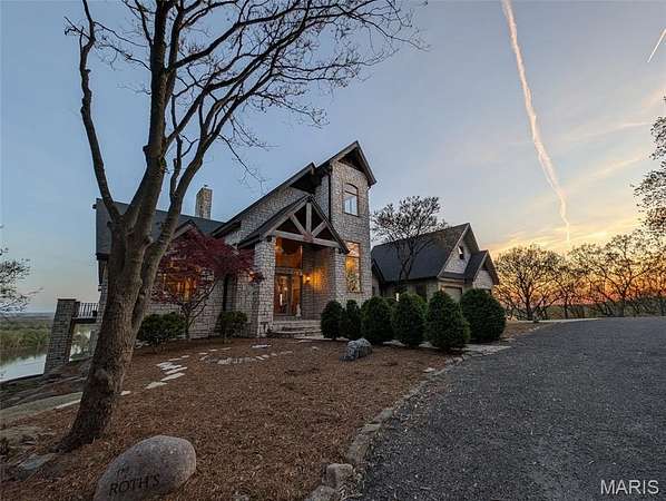 5 Acres of Land with Home for Sale in Grafton, Illinois