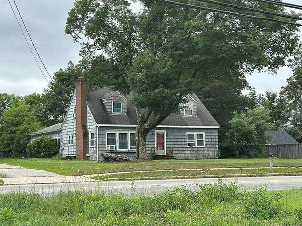1.16 Acres of Improved Commercial Land for Sale in Plainfield, Connecticut