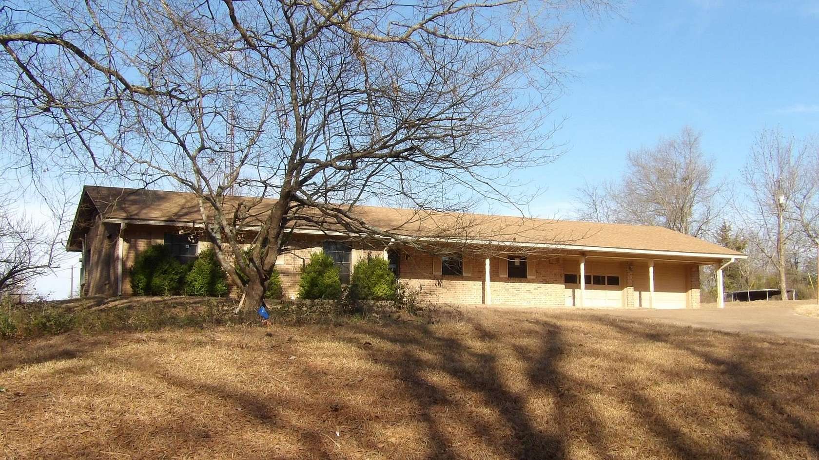 3.72 Acres of Residential Land with Home for Sale in Big Sandy, Texas