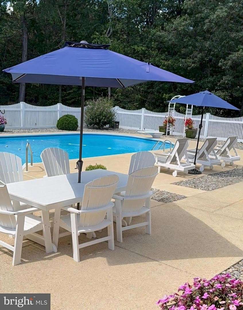 3.24 Acres of Residential Land with Home for Sale in La Plata, Maryland