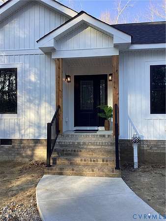 5 Acres of Land with Home for Sale in Disputanta, Virginia