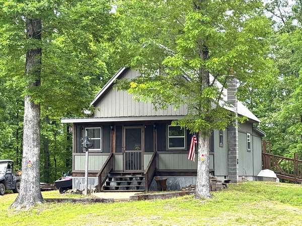 32.1 Acres of Land with Home for Sale in Waterloo, Alabama