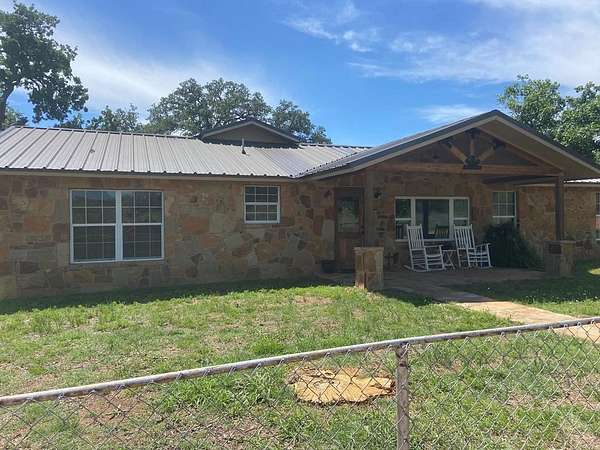 30 Acres of Land with Home for Sale in Mason, Texas