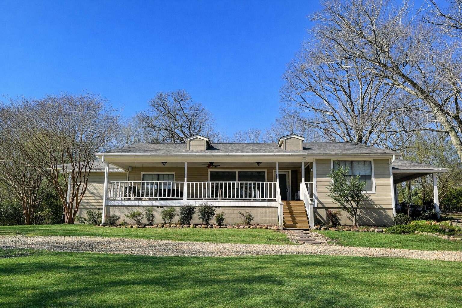 3 Acres of Residential Land with Home for Sale in Vernon, Alabama